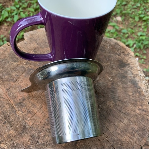 Set of 2 Teavana poinsettia tumble + angle infuser - Picture 5 of 13